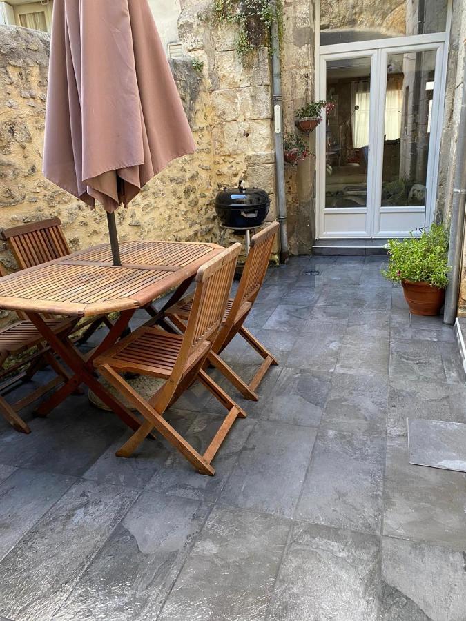 La Maison Des Remparts - Gite 3 Etoiles Pour 8 Pers A Loches Dış mekan fotoğraf